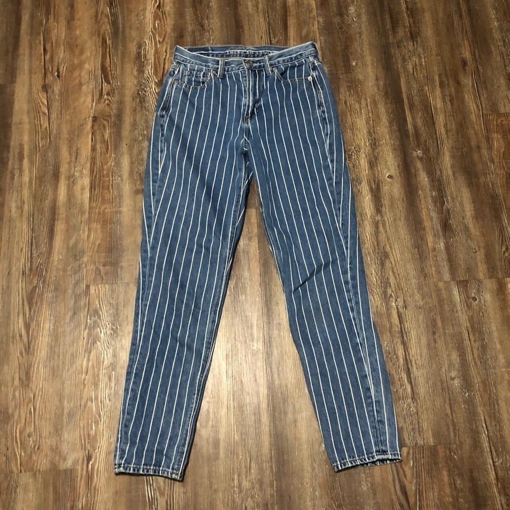 American Eagle Jeans Women's 0 Mom Jean Pin Stripe High Rise Relaxed Denim